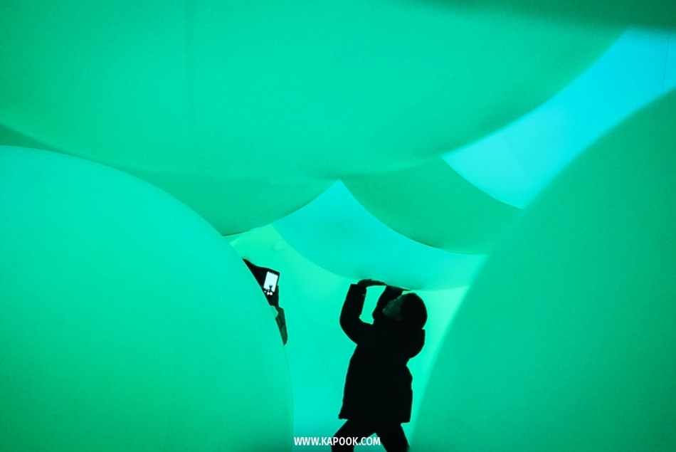 teamLab Planets TOKYO ที่เที่ยวญี่ปุ่น