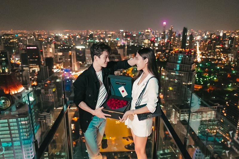 เบส ตงตง