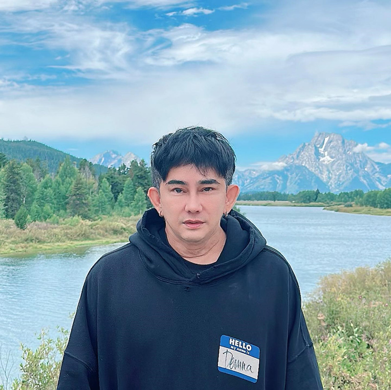 พชร์ อานนท์