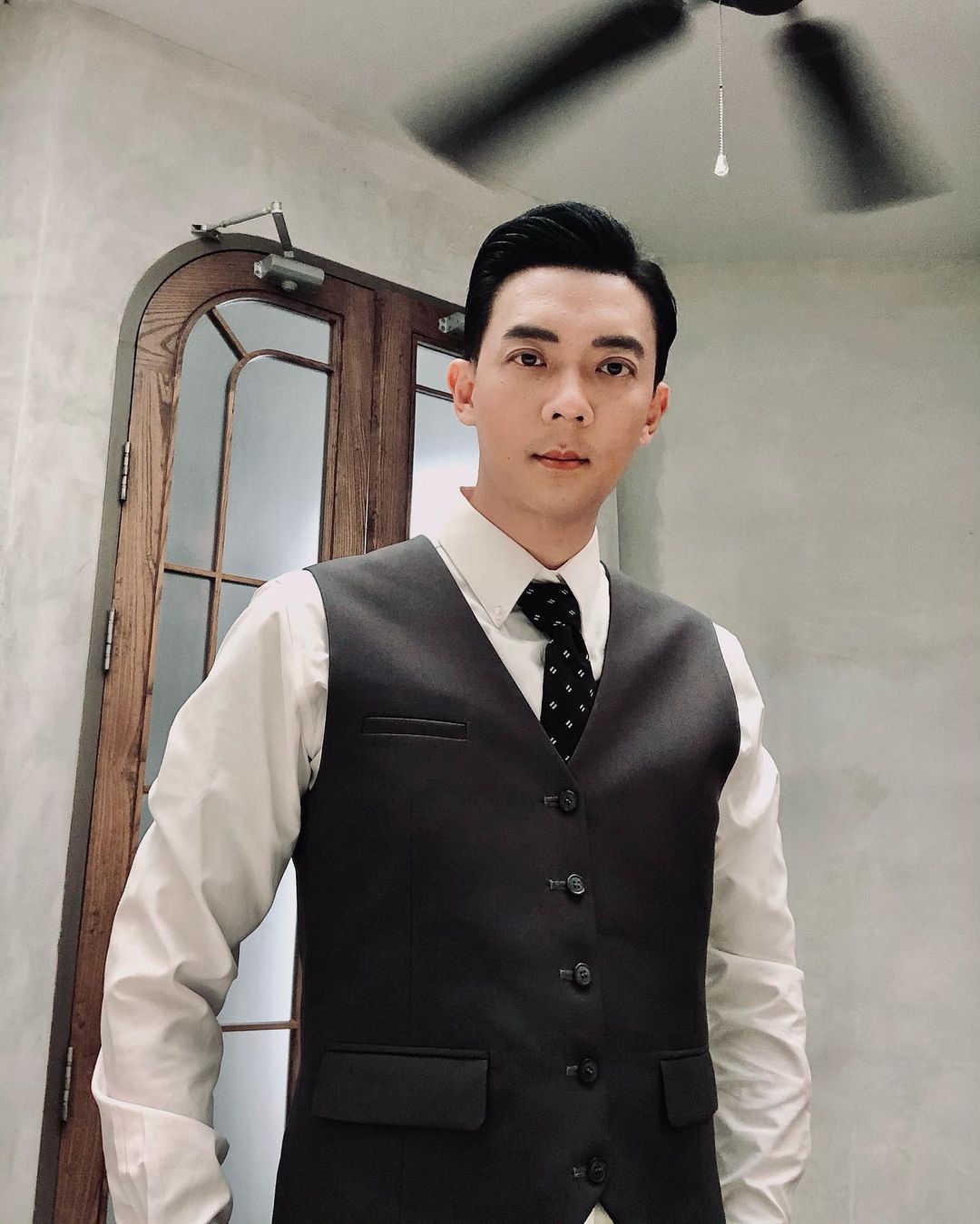  เบลล์ ฟ้าว์เฟี้ยว