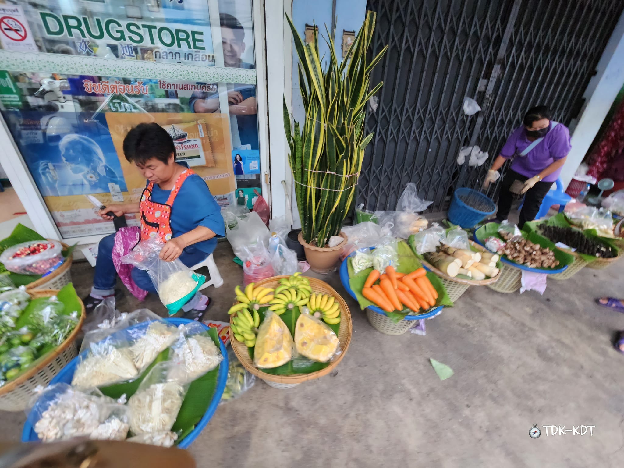 ตลาดเช้าช้างเผือก จ.เชียงใหม่
