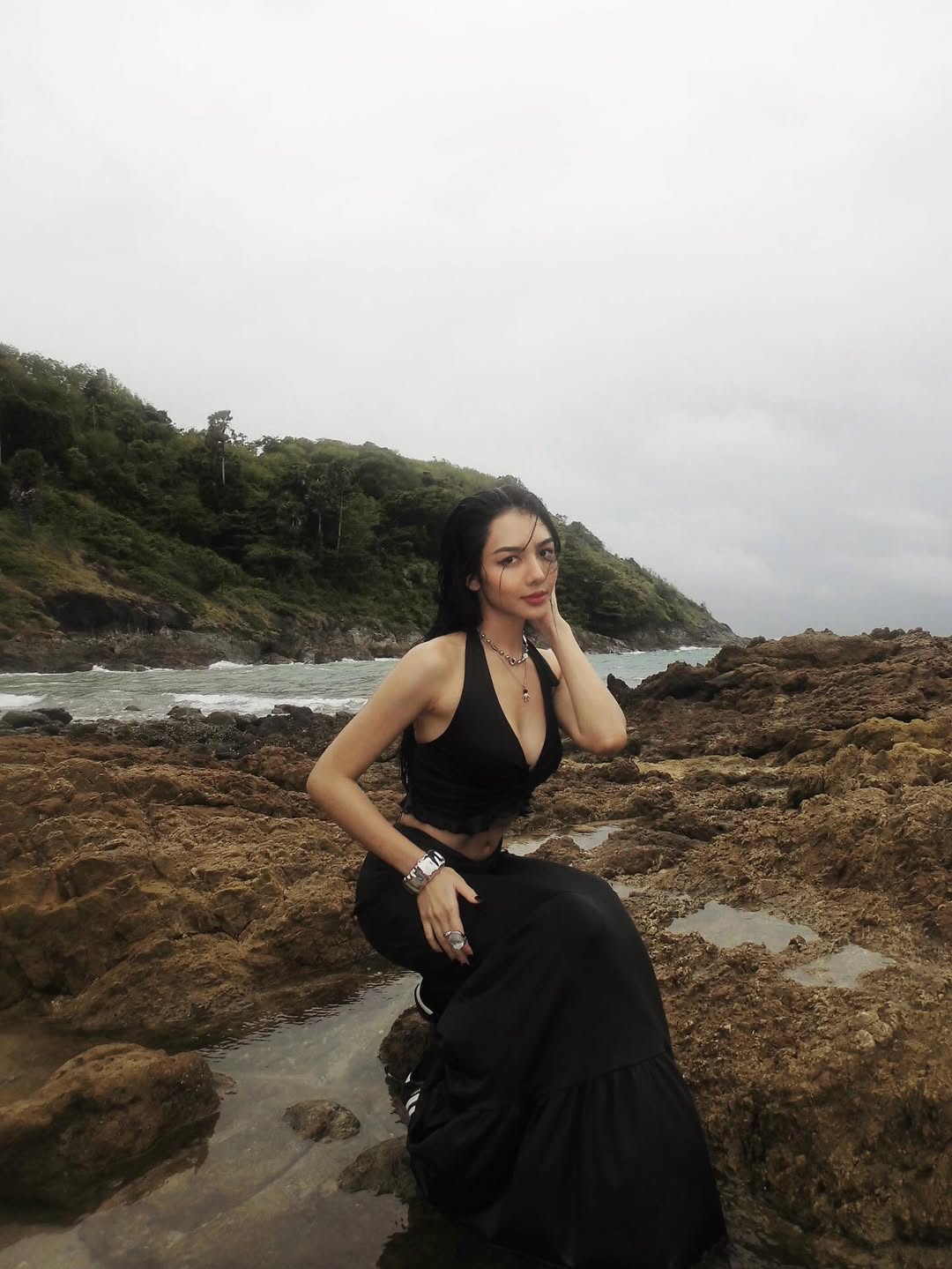 ดินสอสี พนิดา นางสาวไทย 2567