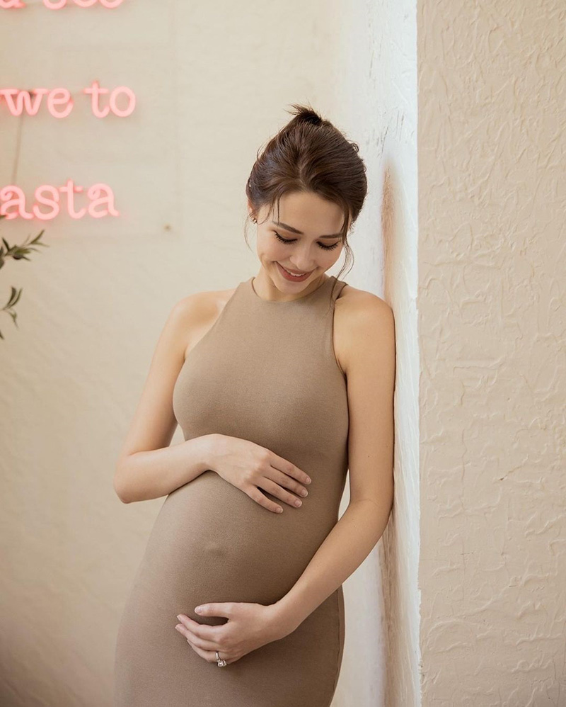 เปิดภาพ แพทริเซีย อุ้มท้อง 6 เดือน