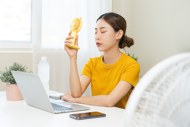 พัดลมพกพา ยี่ห้อไหนดี