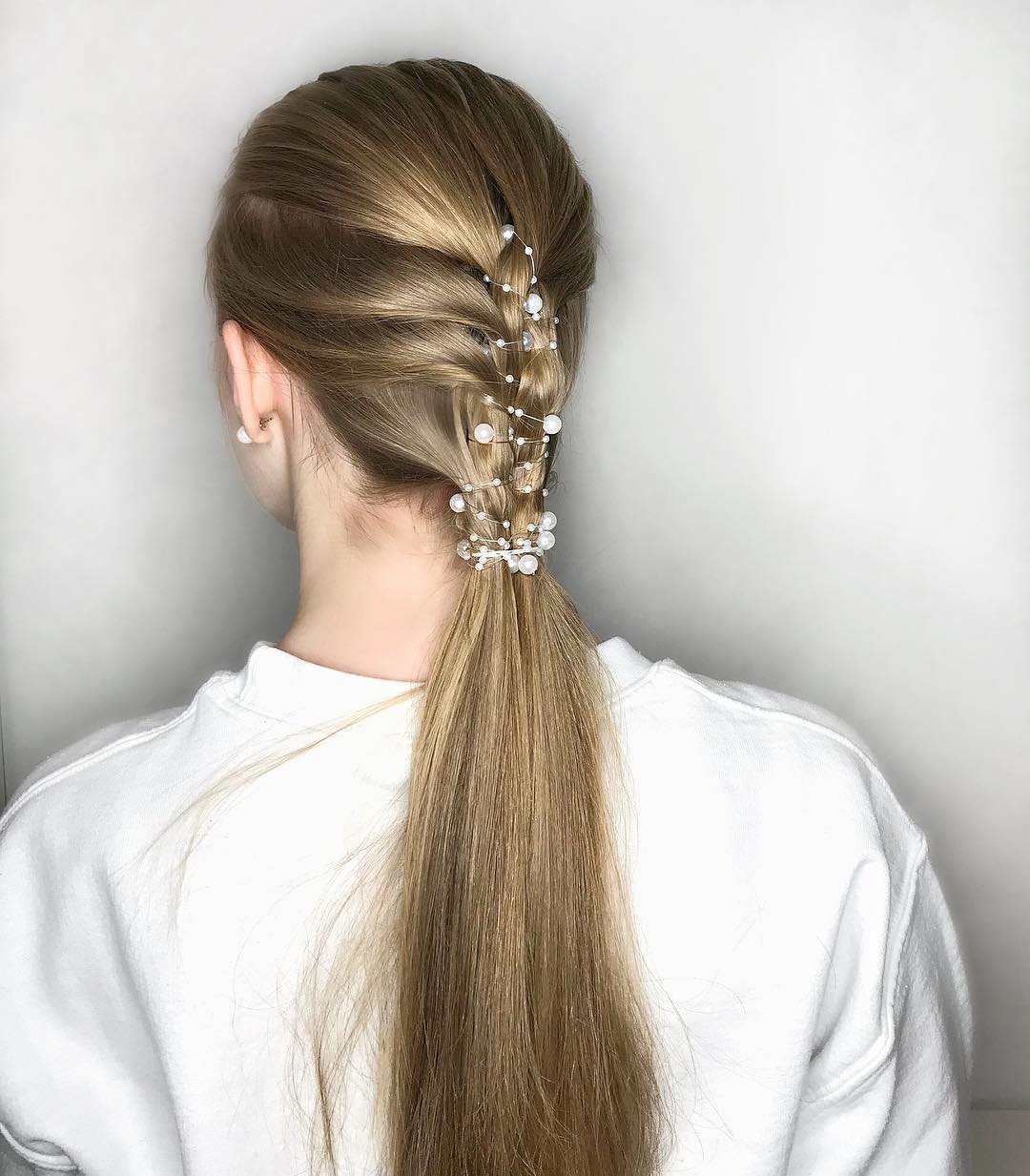 ผมถักเปีย