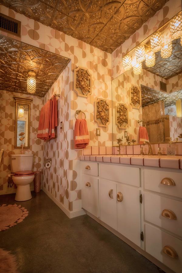 เทรนด์แต่งบ้านปี 2026 เพดานตกแต่งด้วยกระเบื้อง