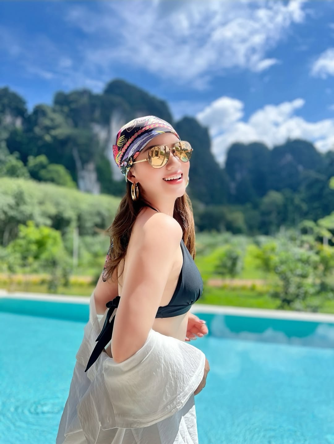 หมิง จิรกิติยา อดีตนางสาวไทย 2546 อวดหุ่นสวยเซ็กซี่