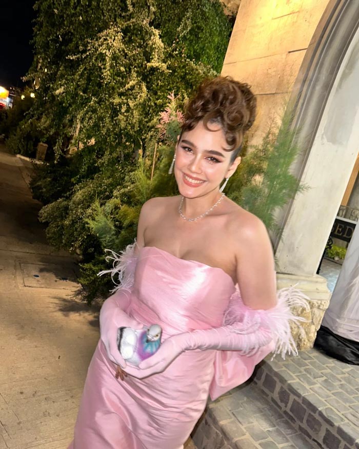 ชมพู่ อารยา