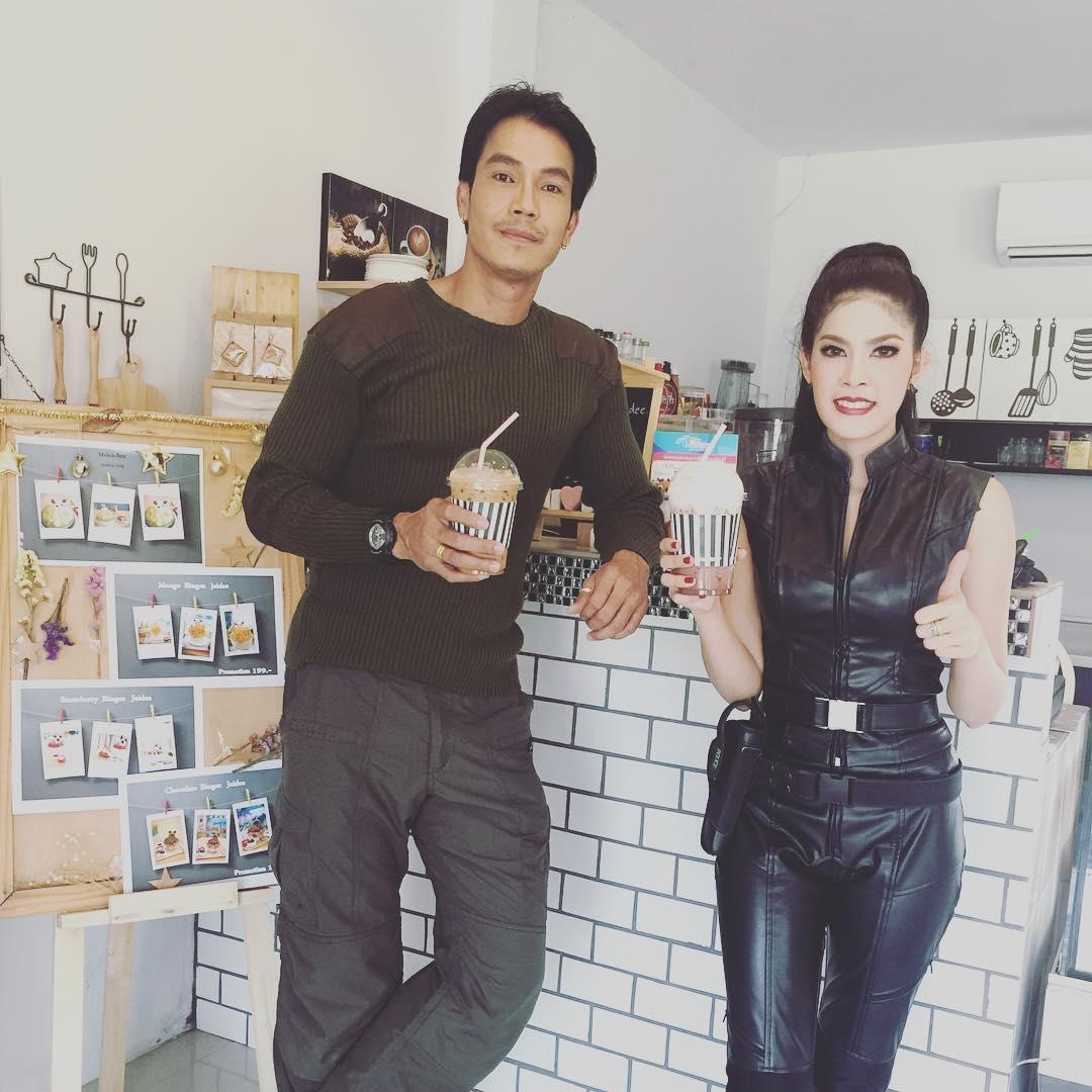 ฉัตรมงคล บำเพ็ญ