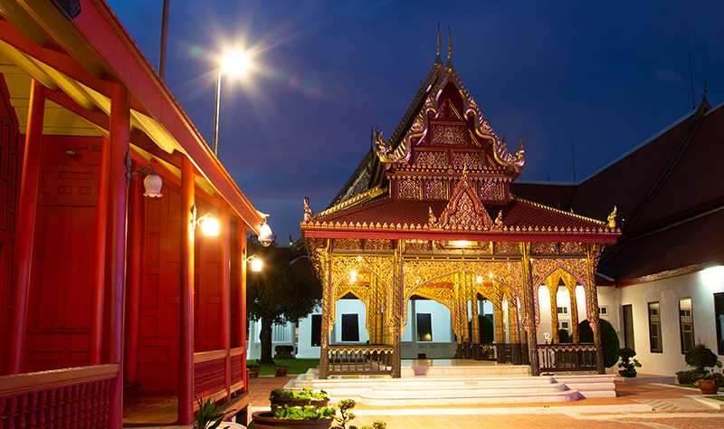 พิพิธภัณฑ์ในยามค่ำคืน