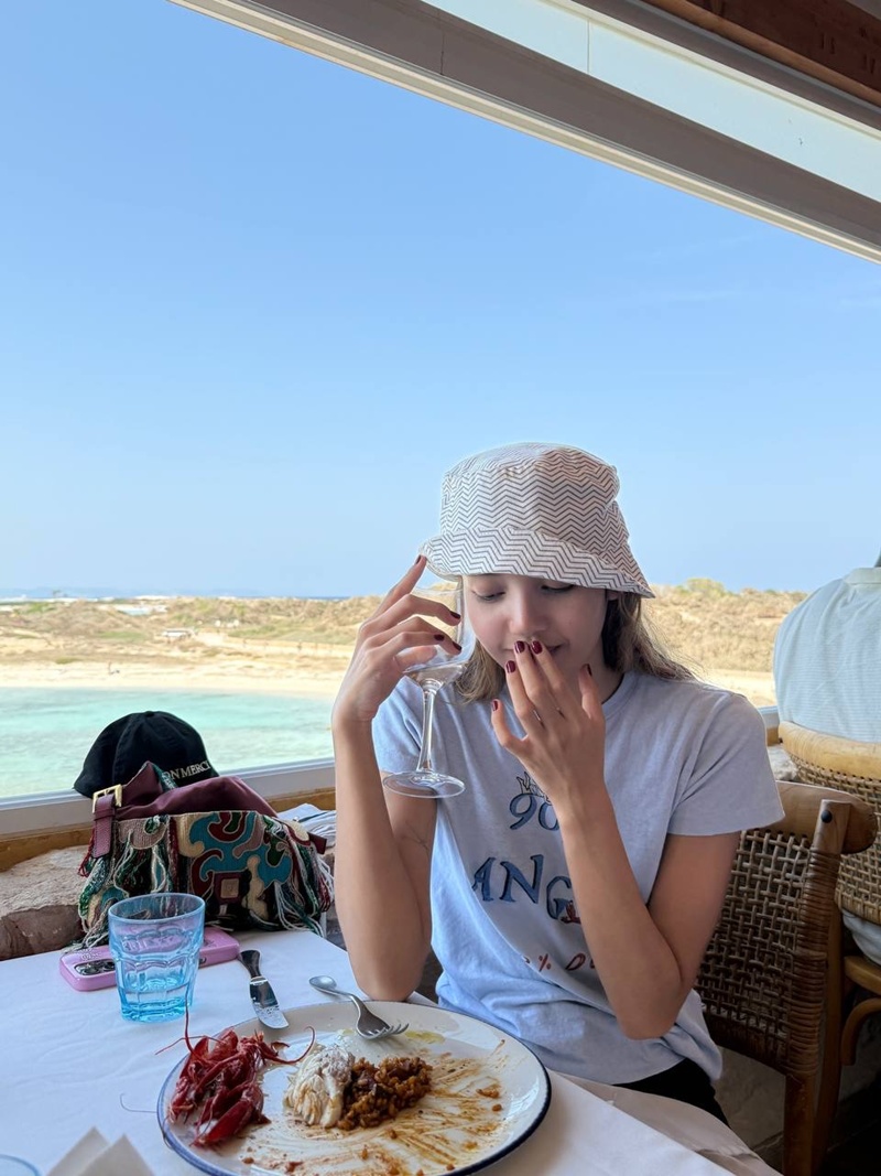 ลิซ่า BLACKPINK