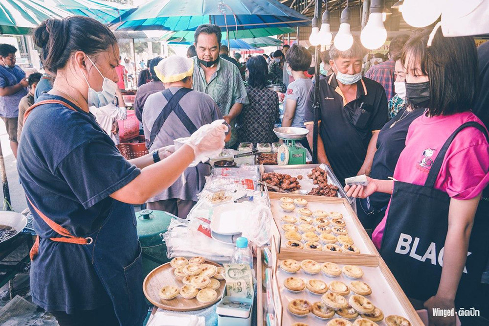 ตลาดนัดหน้าวัดเปโตร นครปฐม