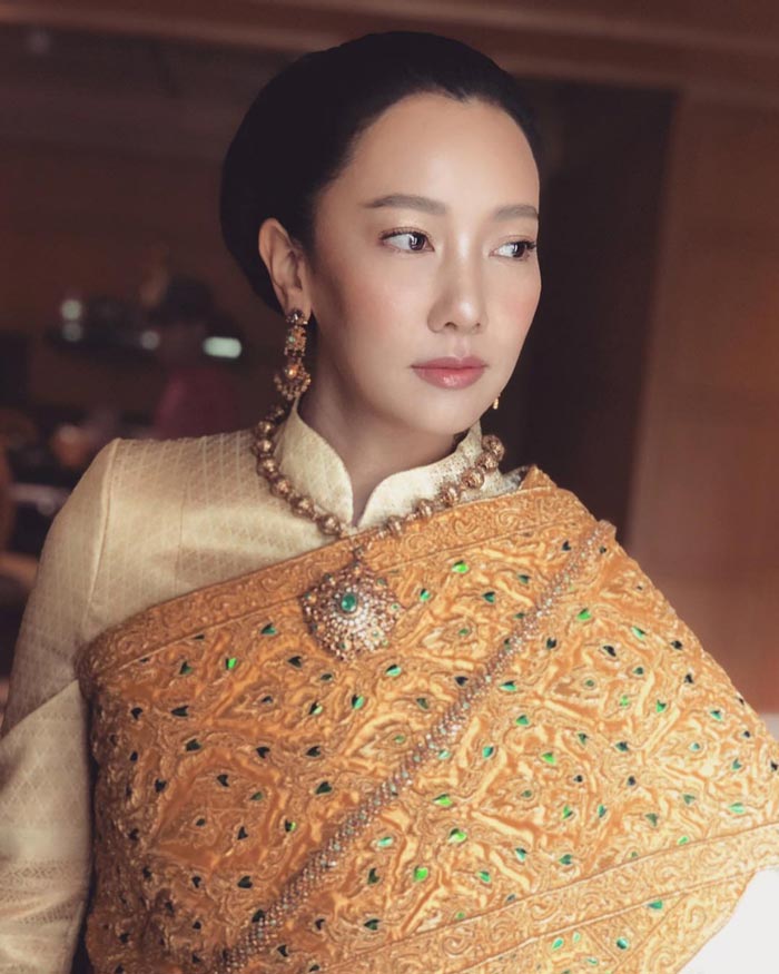 นุ่น วรนุช