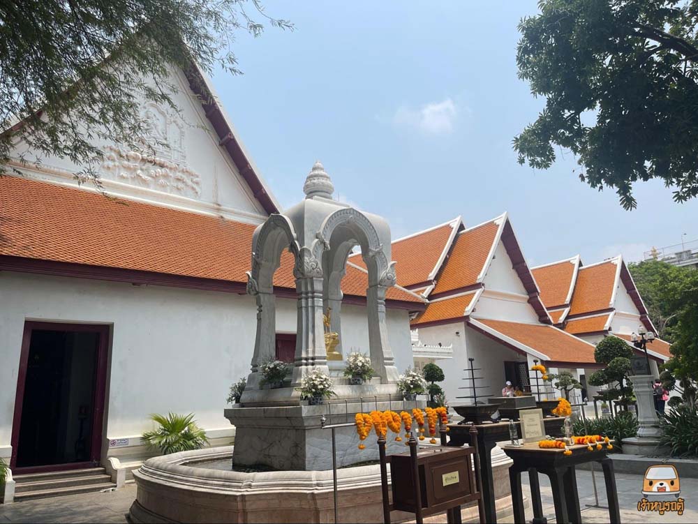 ไหว้พระแม่ลักษมี