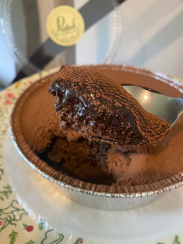 ร้านเค้กช็อกโกแลตลาวา