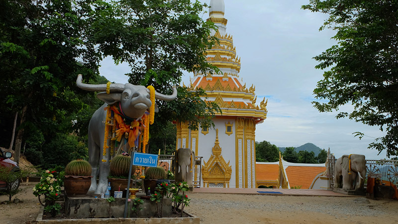 ที่เที่ยวเลย