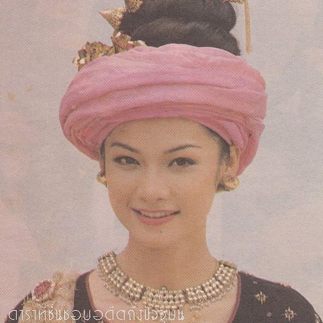 แก้ว กวินนา