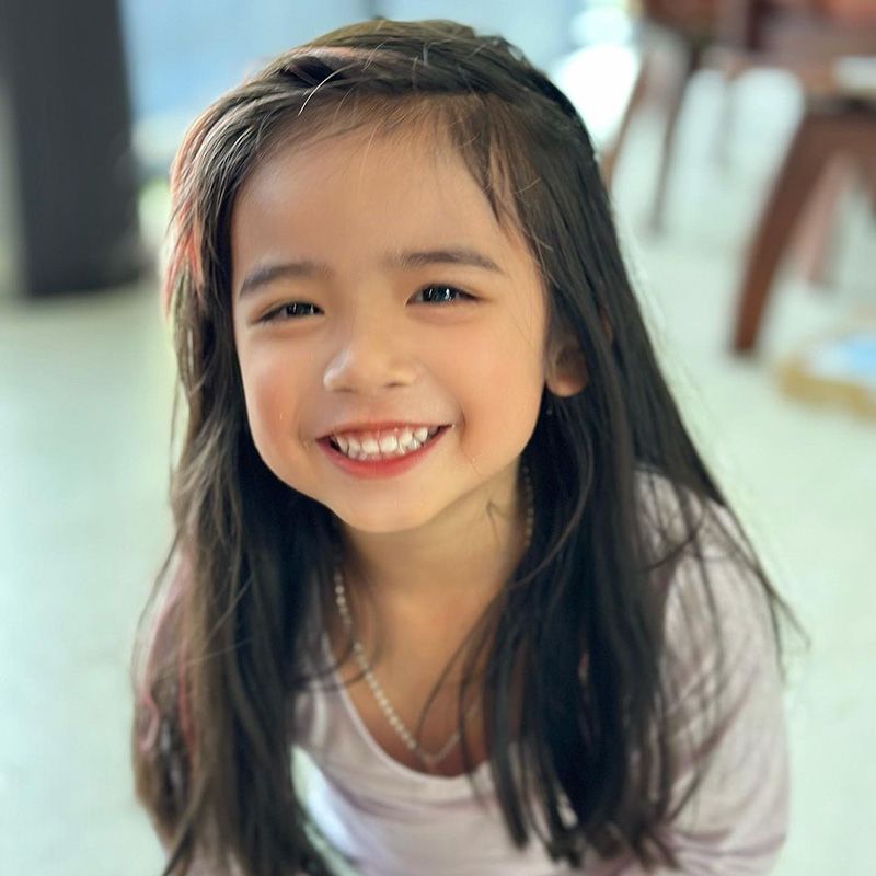 น้องดิสนีย์ ลูกสาว อุ้ม ลักขณา