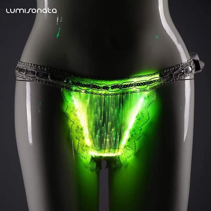 ชุดชั้นในเรืองแสง