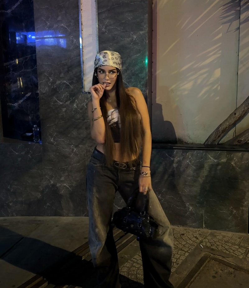 พราด้า ธันย์สิตา