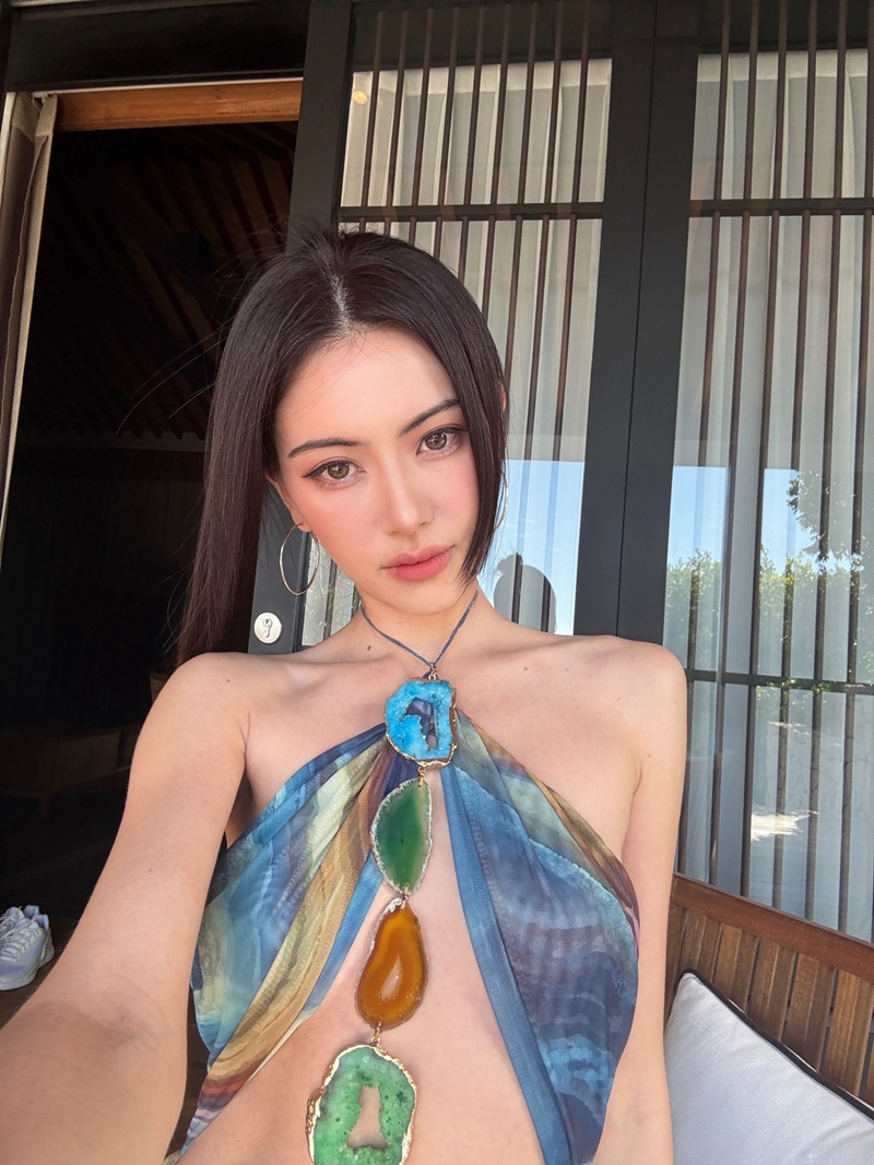 ใหม่ ดาวิกา