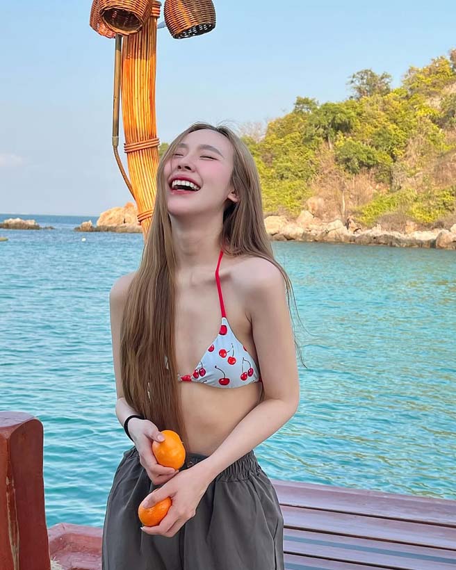 จูน วรรณวิมล นักแสดงสาวหมวยสุดน่ารัก GMMTV แจกความสดใส