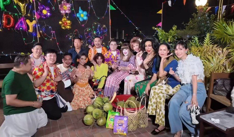 ภาพล่าสุด ไฮโซสุมณี คุณะเกษม จัดปาร์ตี้ฉลองวันเกิด 88 ปี 