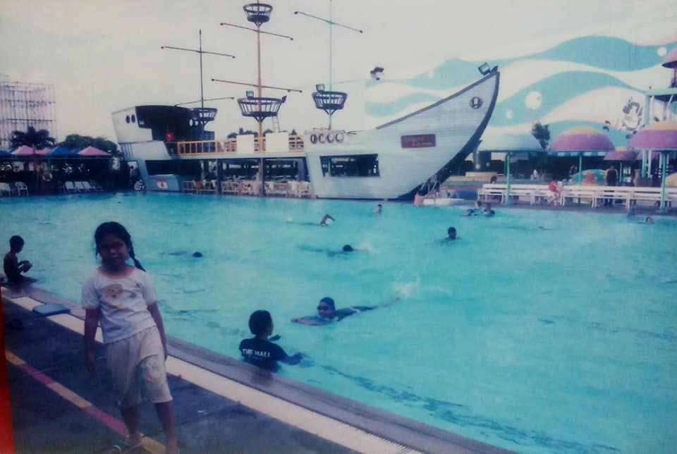 สวนน้ำลอยฟ้า