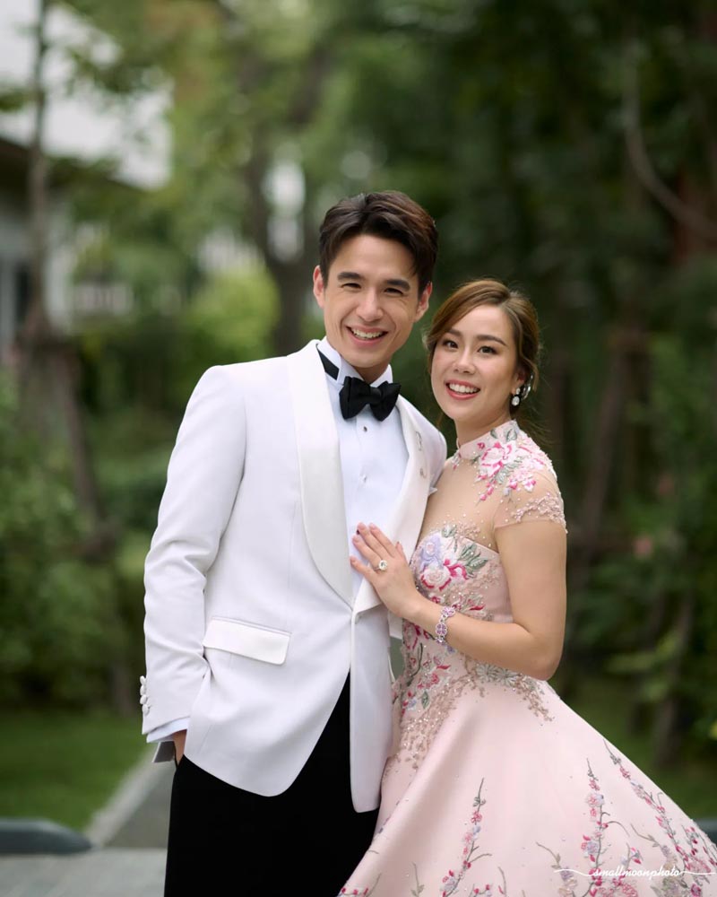 นิว เมษา