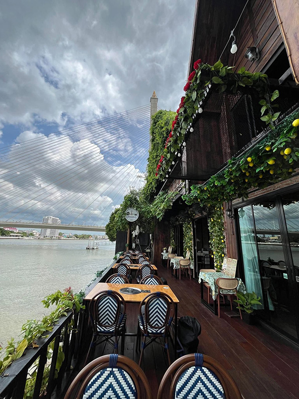 ร้านอาหารริมน้ำ ชมขบวนเรือพยุหยาตราทางชลมารค 2569