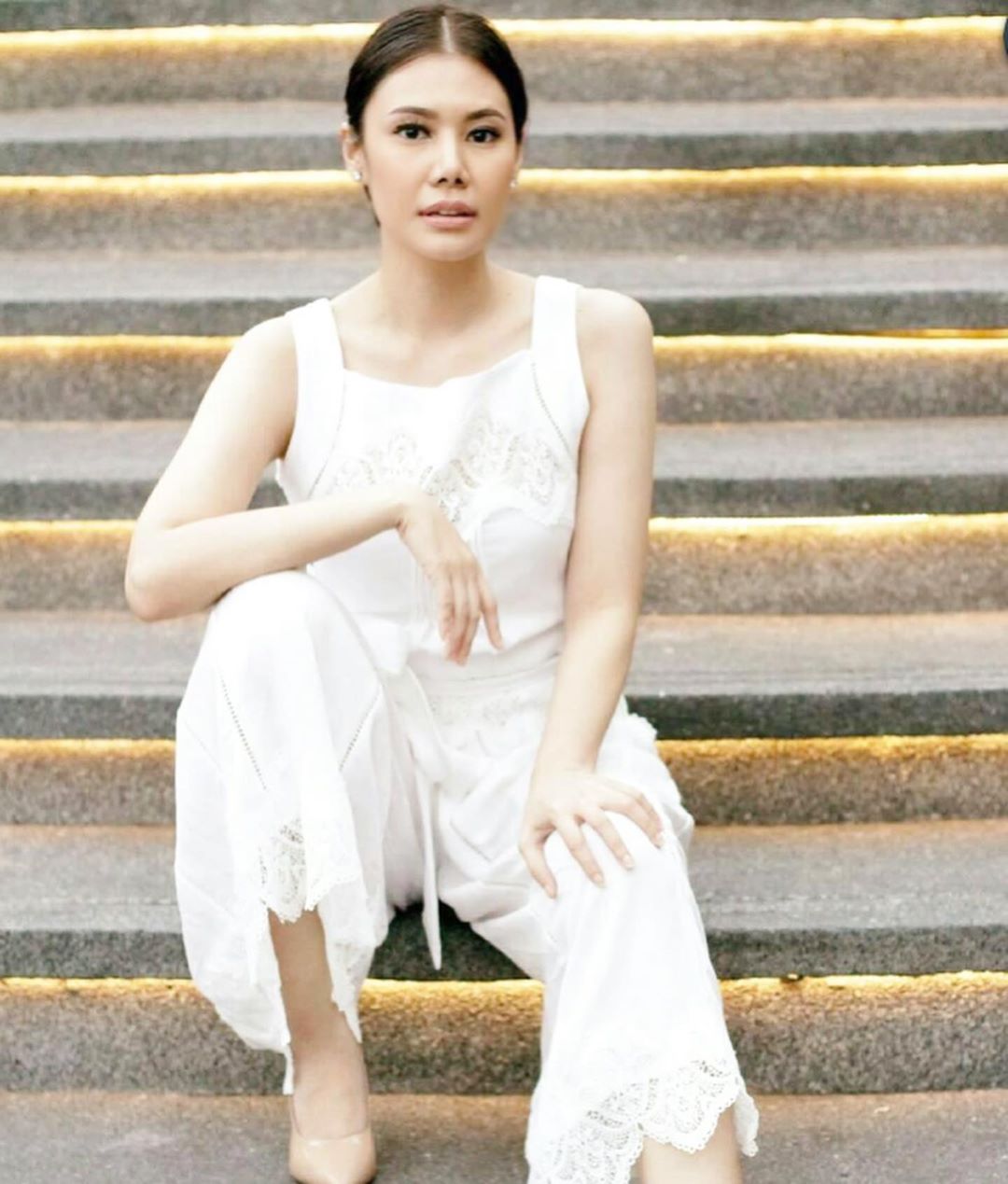 น้ำฝน ทวีพร