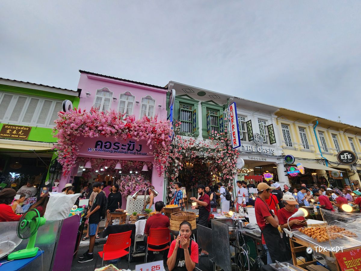ถนนคนเดินภูเก็ตหลาดใหญ่