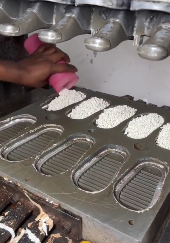 รองเท้าแตะ