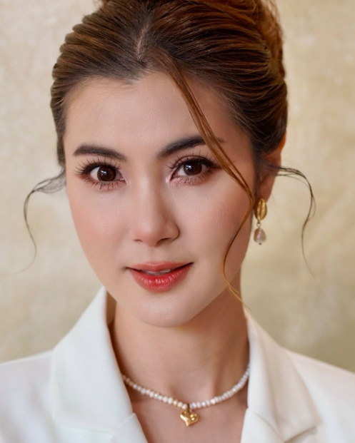 แต่งหน้าโทนสุภาพ