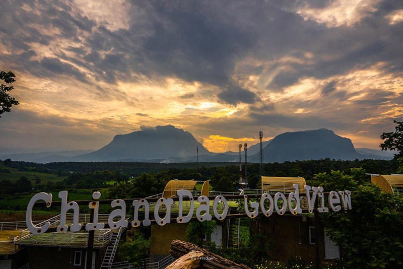 สถานที่ท่องเที่ยวดอยหลวงเชียงดาวและดอยนางนอน