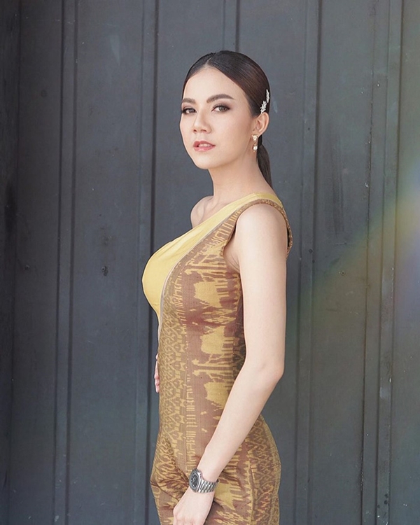 ปัญหาสร้างบ้านของดารา