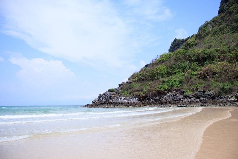 ที่เที่ยวทะเลชุมพร ไม่ข้ามเกาะ หาดทุ่งทราย