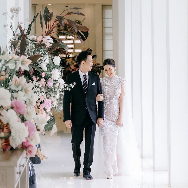 โอ๊ค พานทองแท้