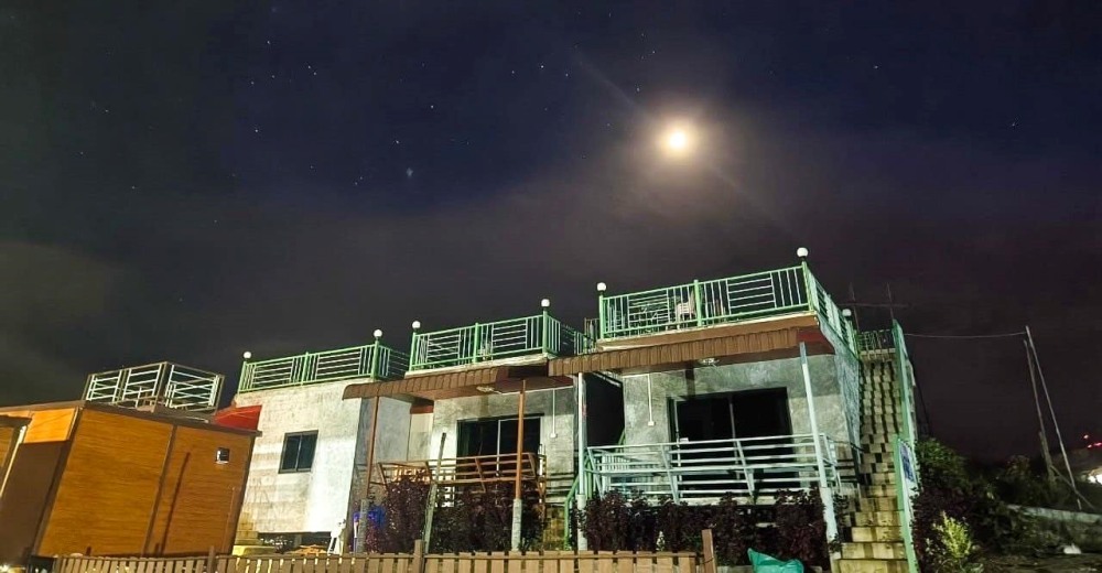 ดาดฟ้า บ้านพักภูตะวัน รีสอร์ท