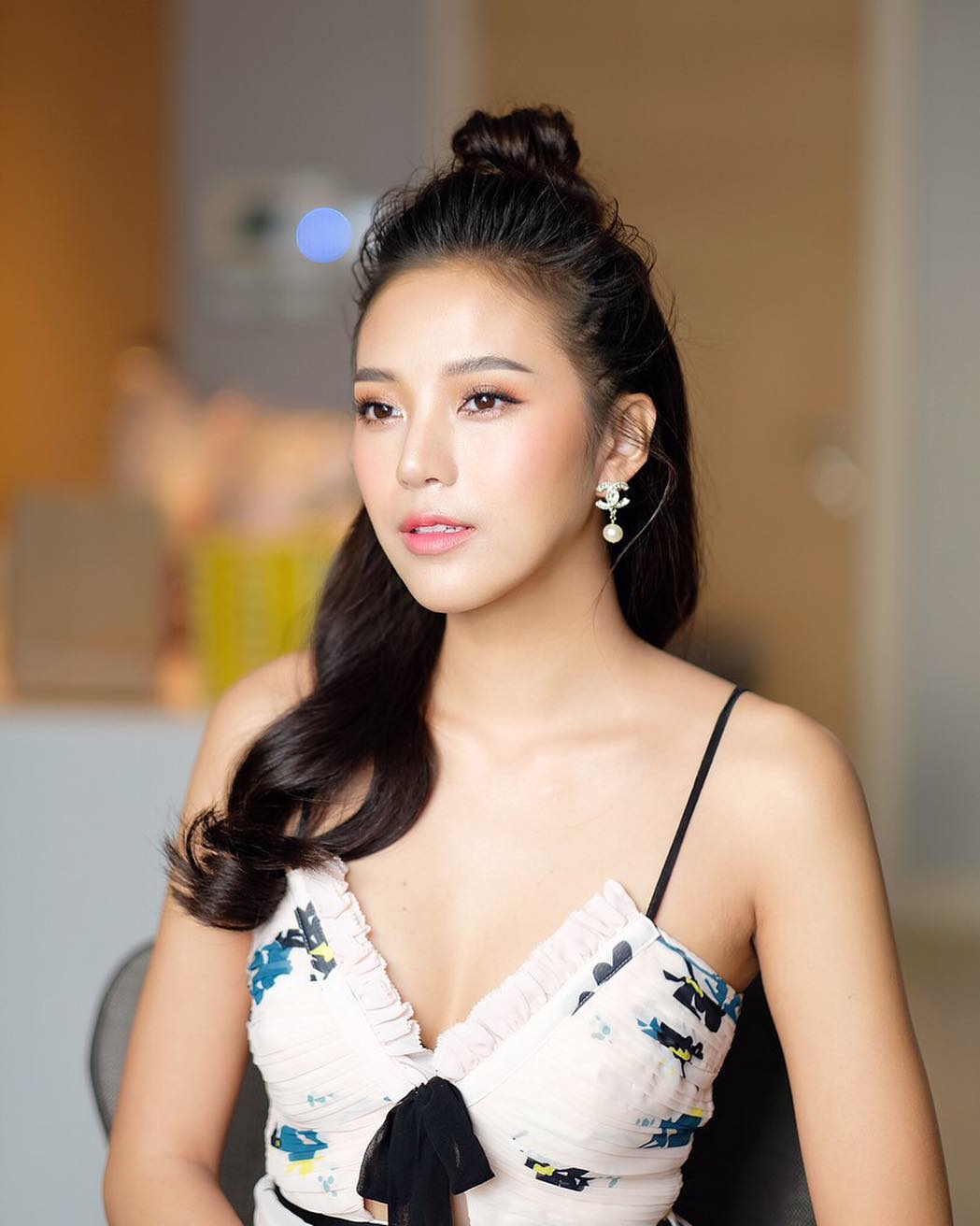 เม นิศาชล