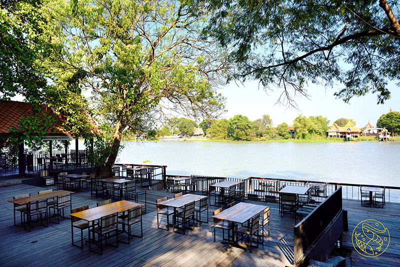 ร้านอาหารริมน้ำ ใกล้กรุงเทพฯ