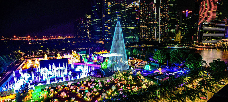 A Magical Universe of Light & Multimedia สิงคโปร์ ต้นคริสต์มาส