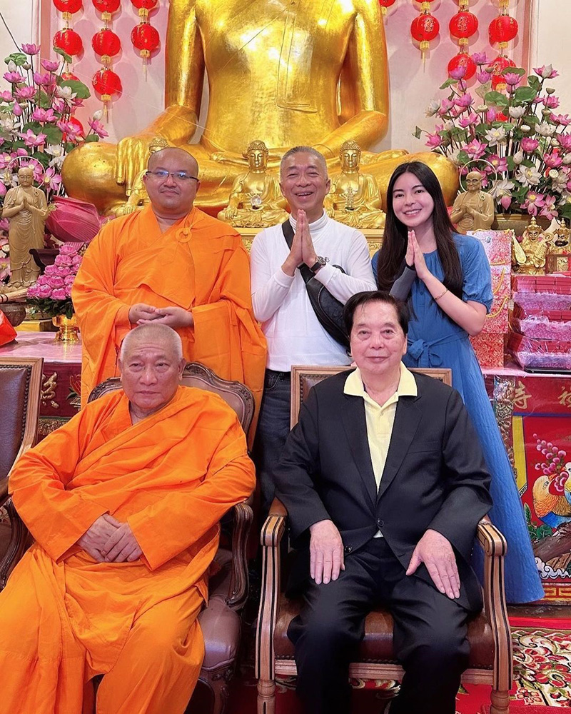 เอวา ปวรวรรณ วีระภุชงค์