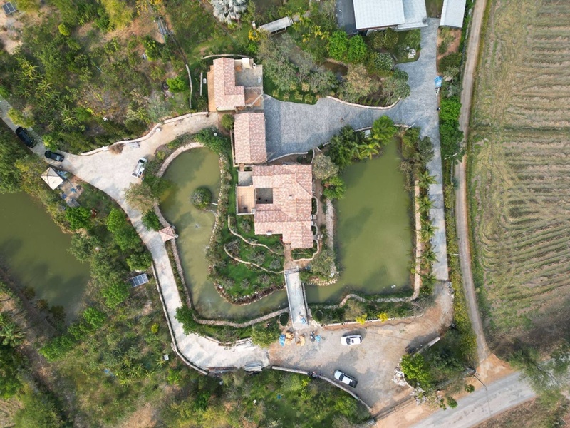 เอมมี่ รัชฎา