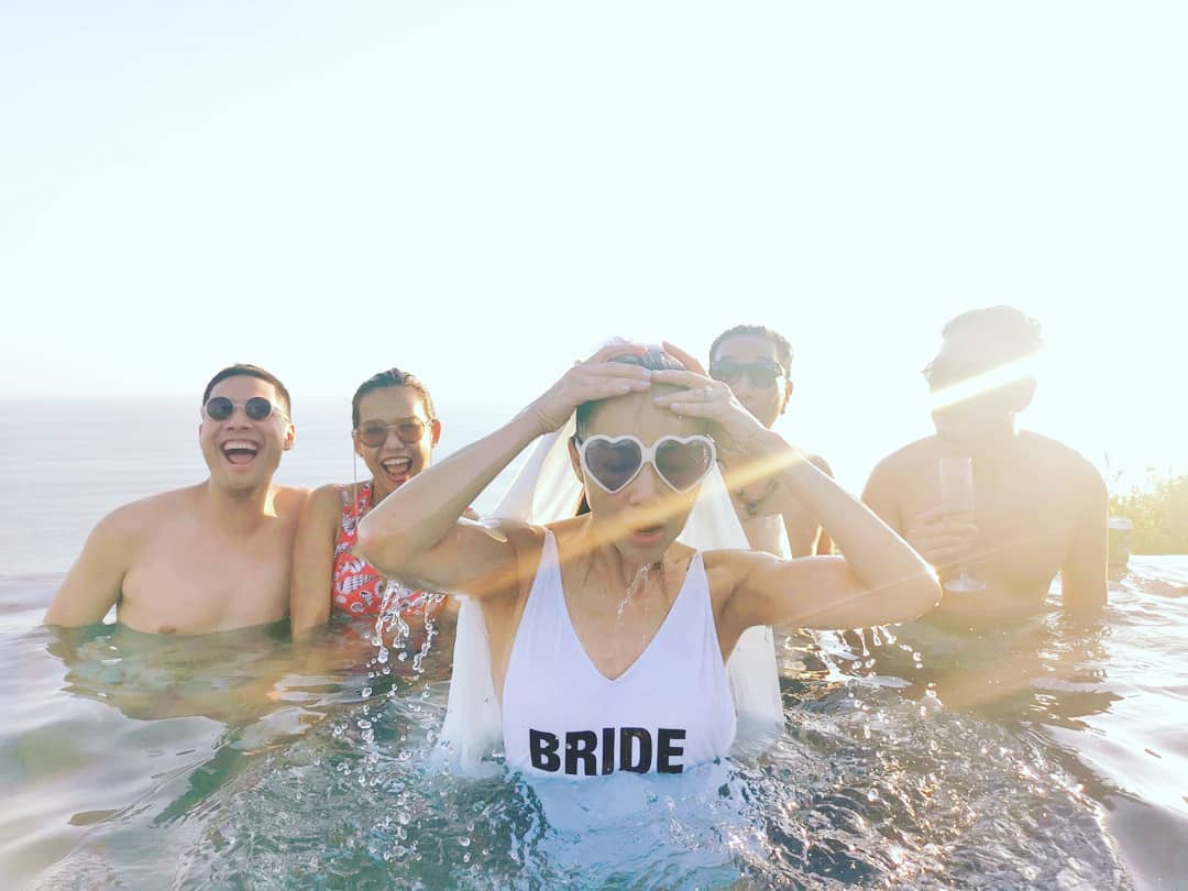 ปาร์ตี้สละโสด นก ศิขรินธาร