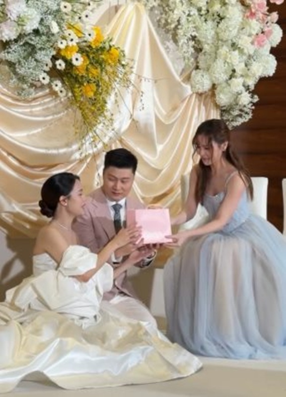 อัง สุพัตรา น้องสาวออม สุชาร์ แต่งงาน