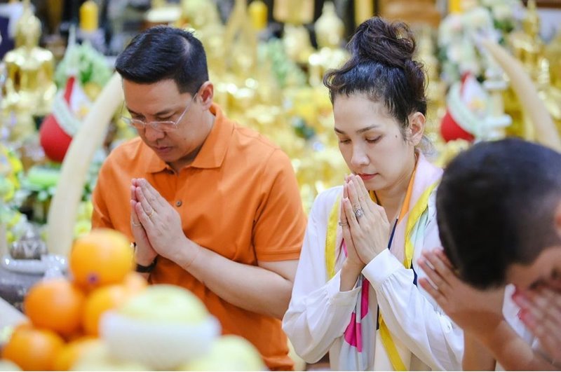 นุสบา พุทธิพงษ์