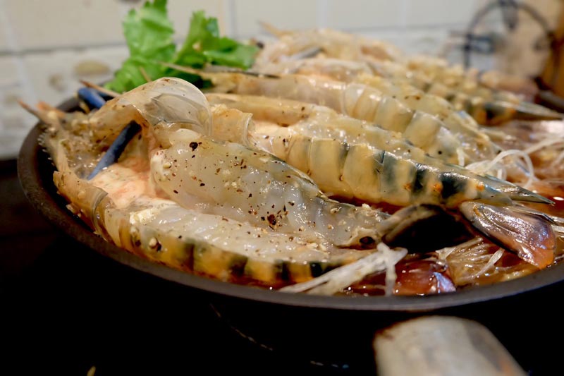 กุ้งอบวุ้นเส้น