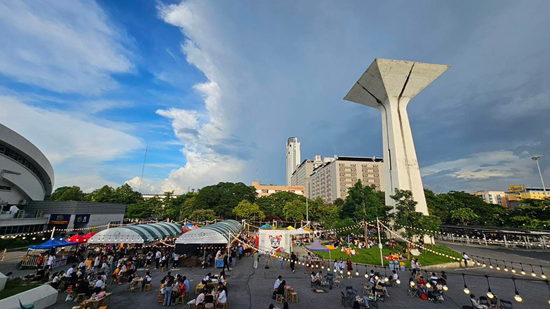 ตลาดเชียงราก บรรยากาศ