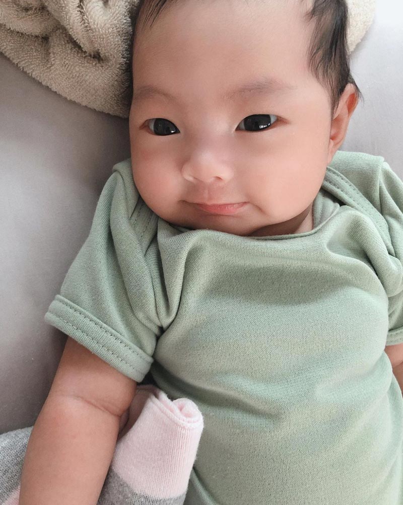 เจนี่ น้องโนล่า